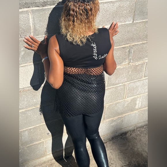 Faye Tank - Picture 1 of 4